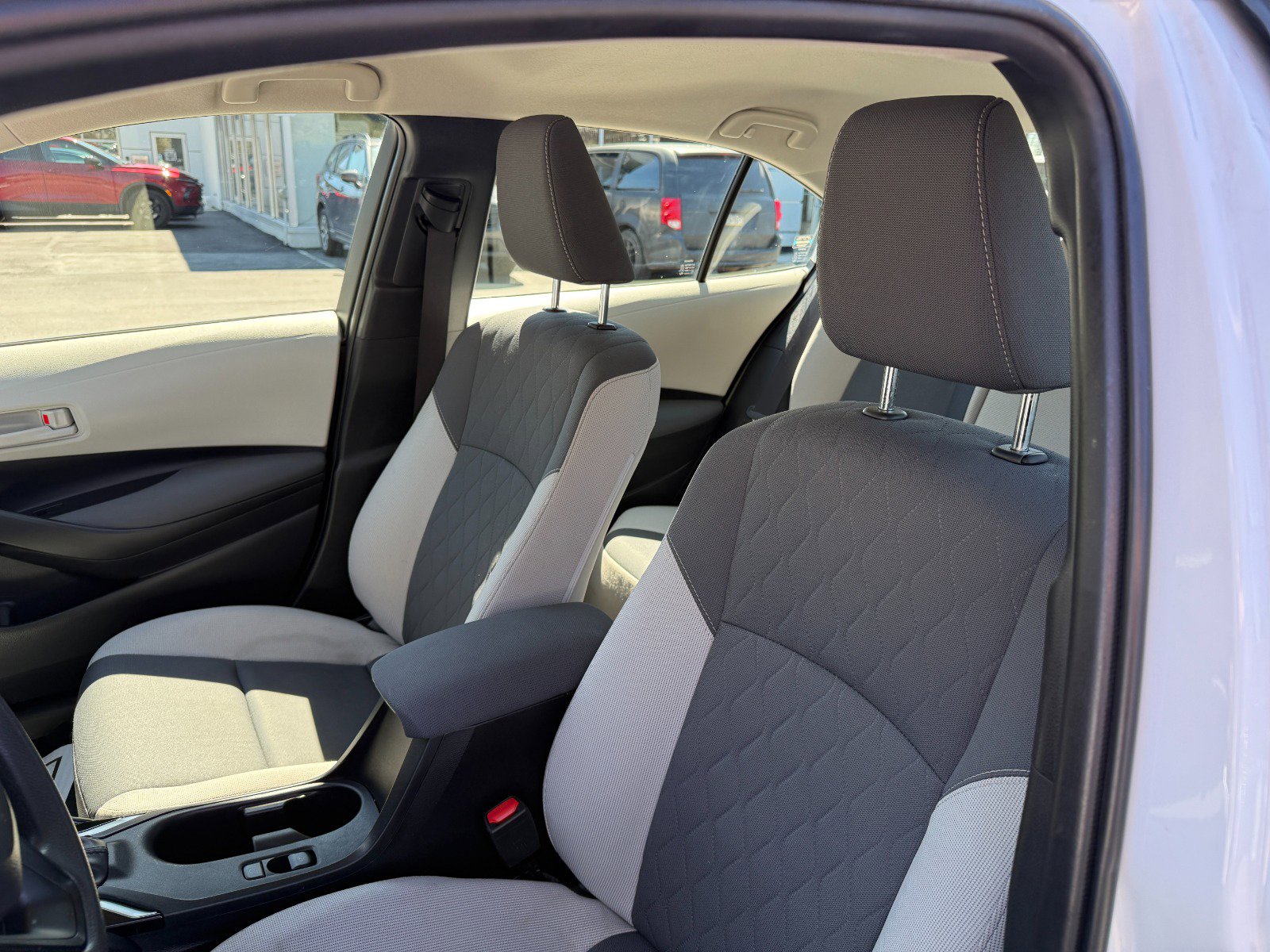 Used 2023 Toyota Corolla LE w/ Carpet Mat Package (TMS) image 14