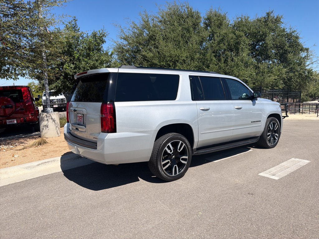 Used 2020 Chevrolet Suburban Premier RWD image 9