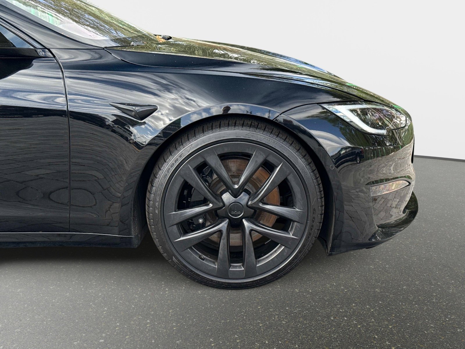 Used 2023 Tesla Model S image 20