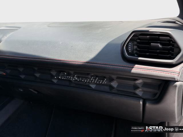 Used 2019 Lamborghini Huracan LP 580-2 RWD image 16