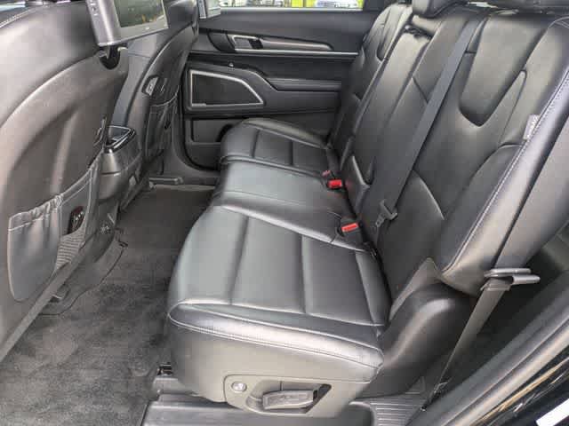 Used 2023 Kia Telluride LX AWD/4WD image 18