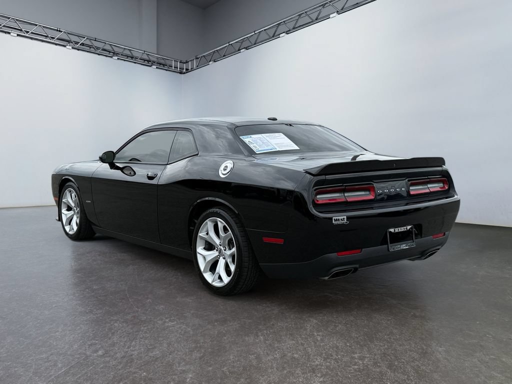 Used 2019 Dodge Challenger R/T RWD image 5