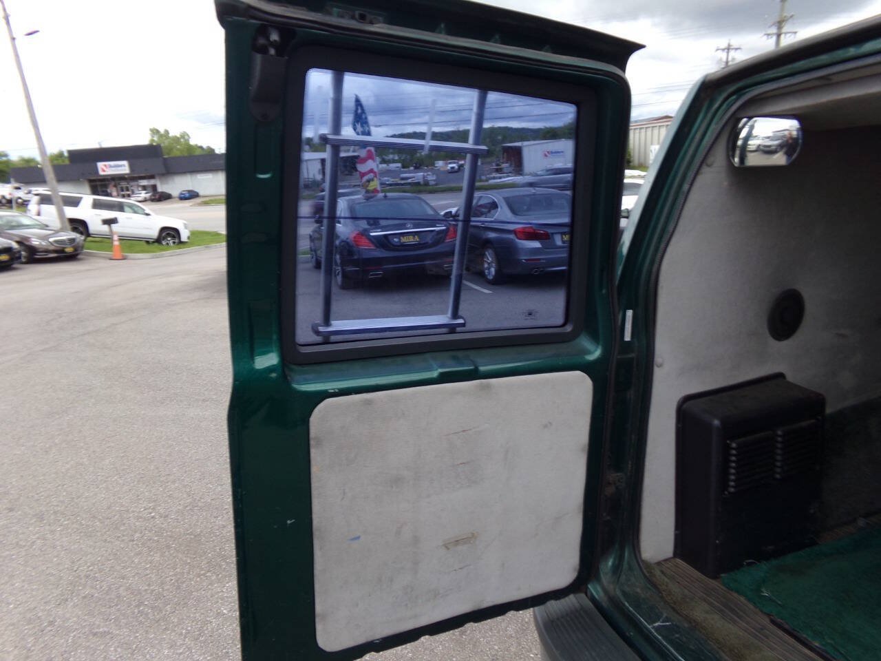 Used 1998 Chevrolet Astro w/ Convenience Group RWD image 27