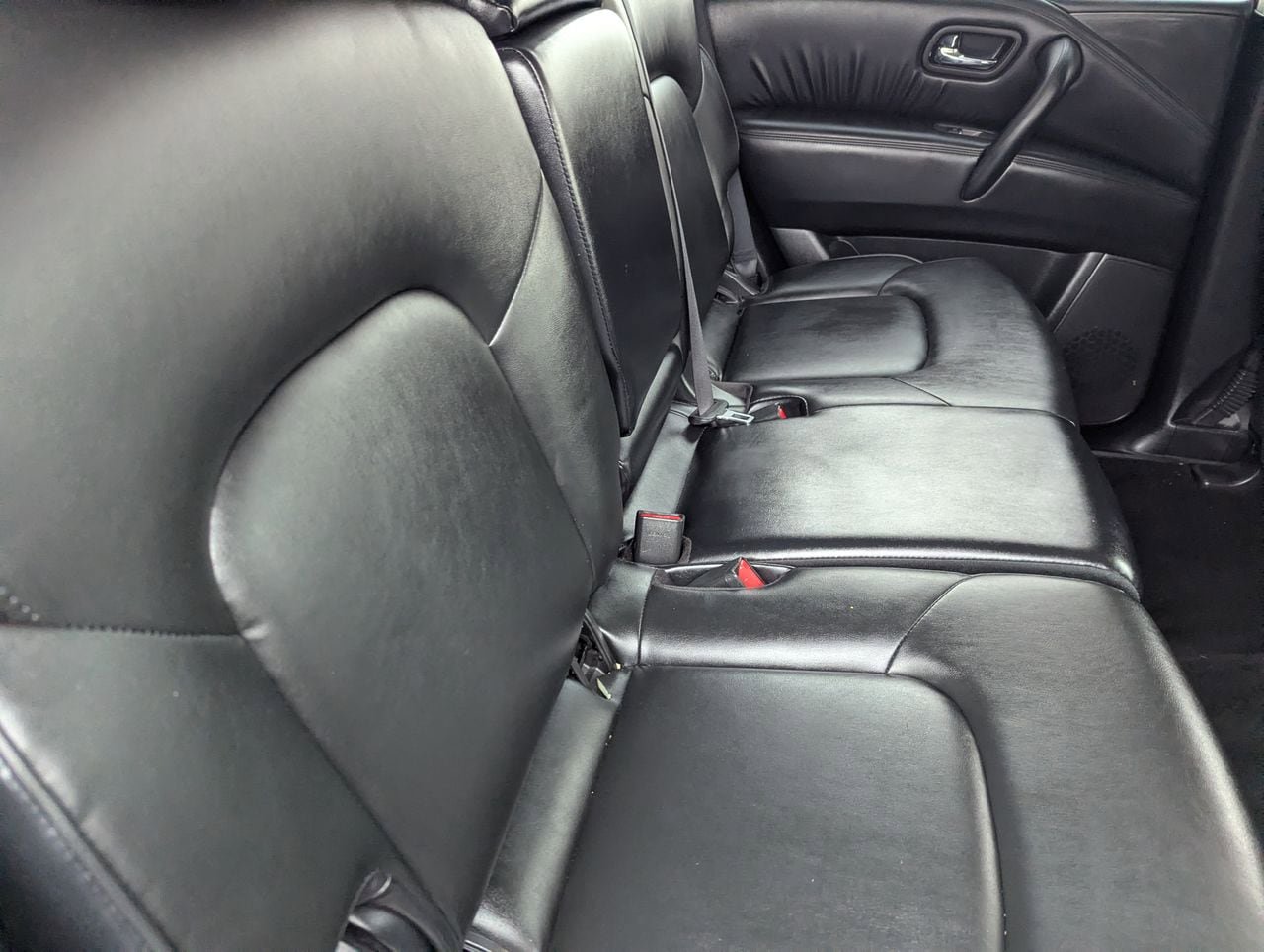 Used 2024 Nissan Armada SV RWD image 14
