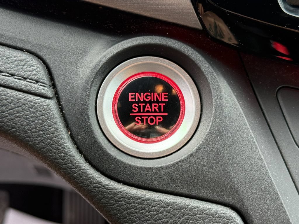 Used 2025 Honda Odyssey Sport-L image 33