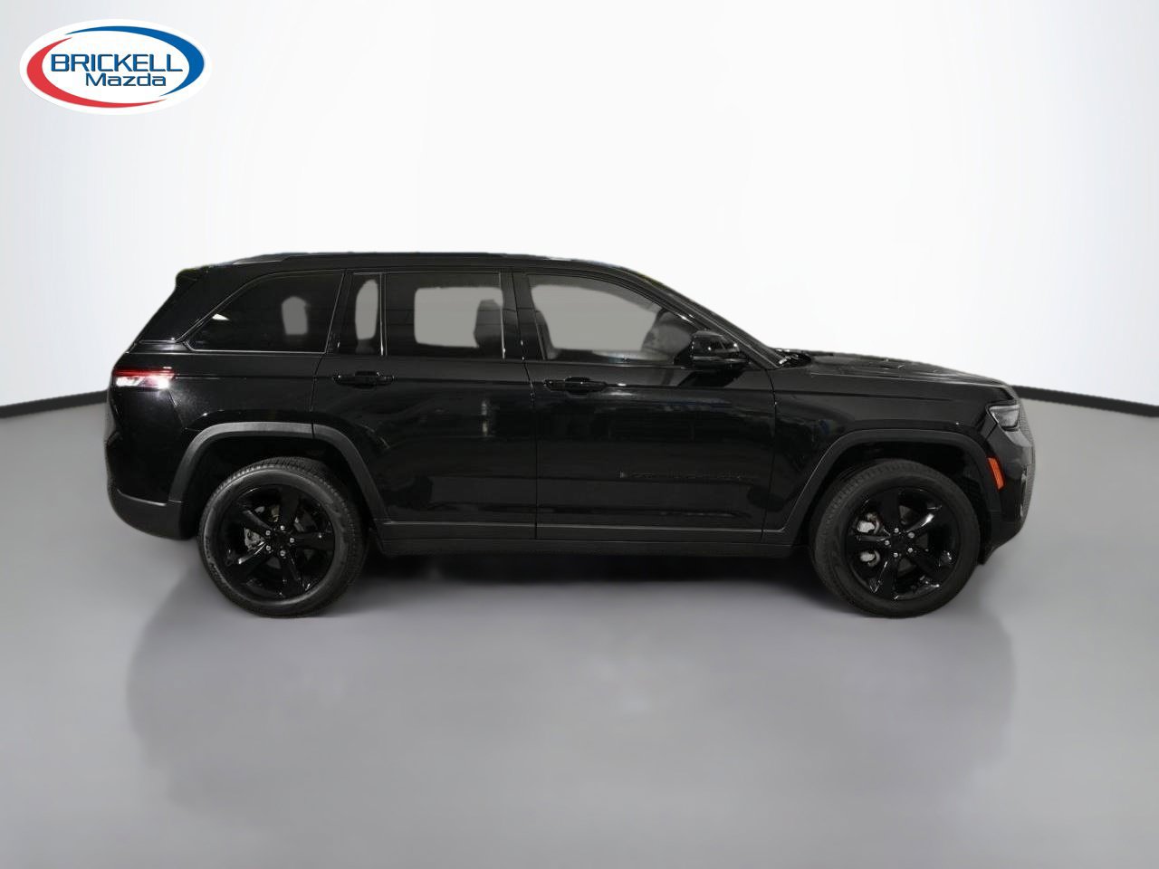 Used 2024 Jeep Grand Cherokee Limited w/ Black Appearance Package RWD image 6