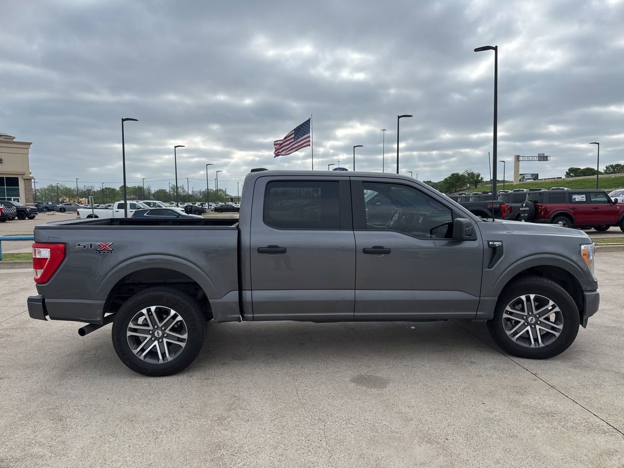 Used 2022 Ford F150 XL w/ STX Appearance Package image 17