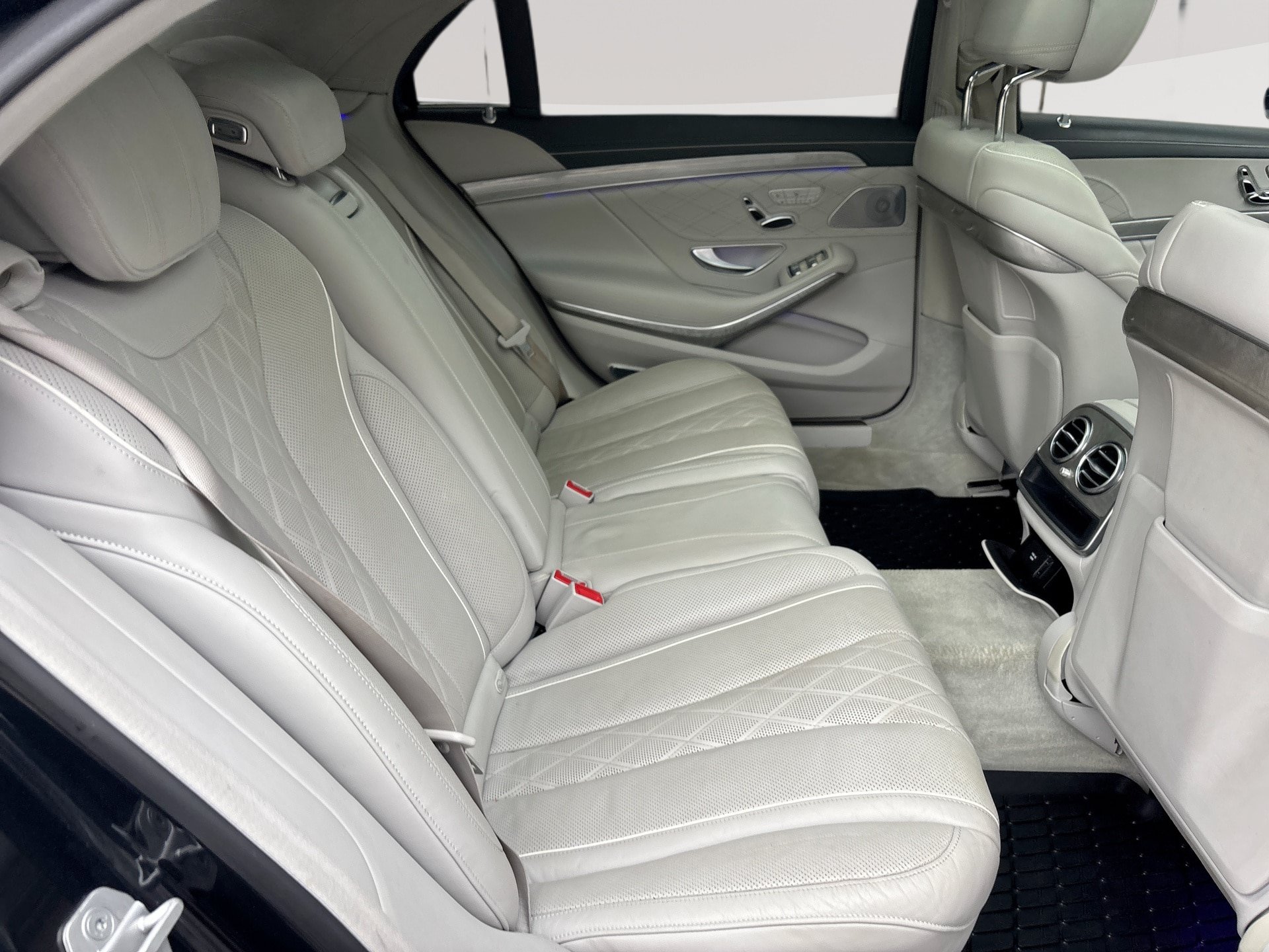Used 2016 Mercedes-Benz S 550 Sedan image 27