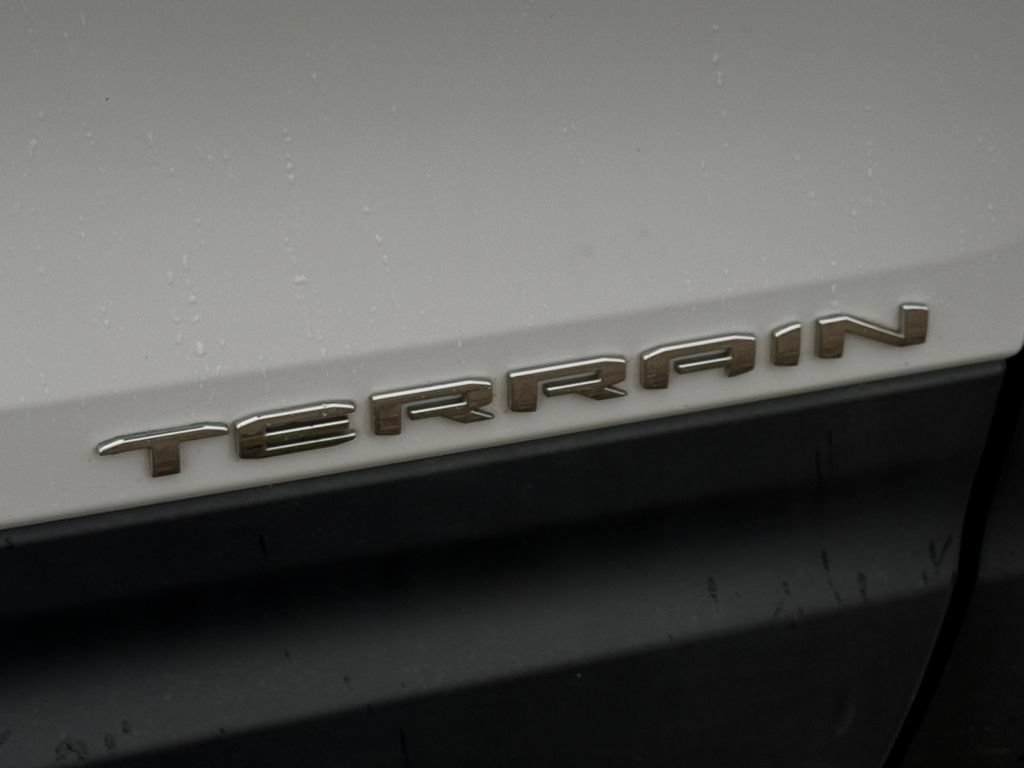 Used 2024 GMC Terrain SLT AWD/4WD image 37