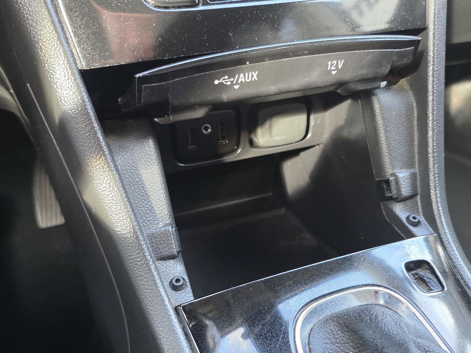 Used 2020 Buick Encore Preferred FWD image 17