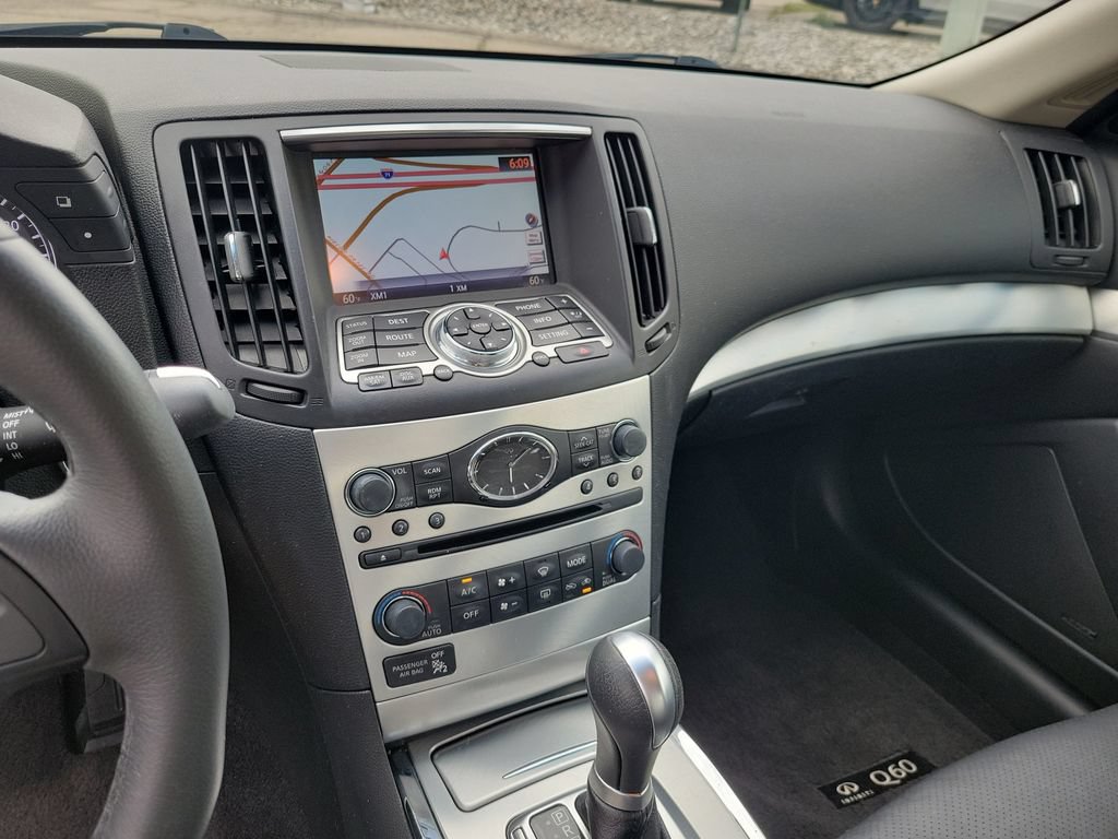 Used 2014 INFINITI Q60 AWD Coupe w/ Premium Package image 15