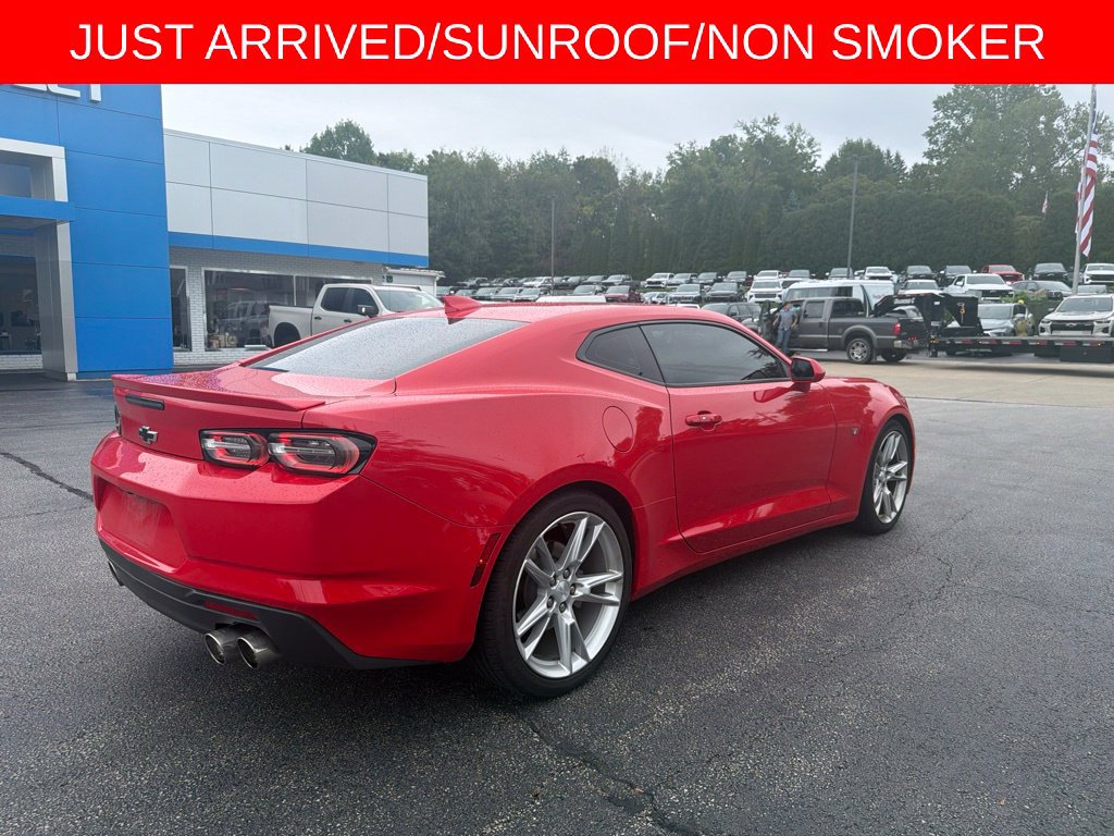Used 2020 Chevrolet Camaro LT RWD image 2