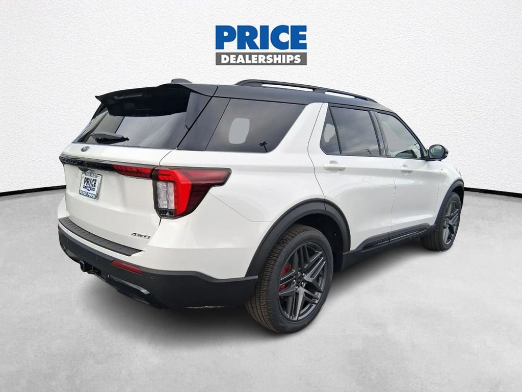 New 2026 Ford Explorer ST-Line w/ ST-Line Street Pack image 3