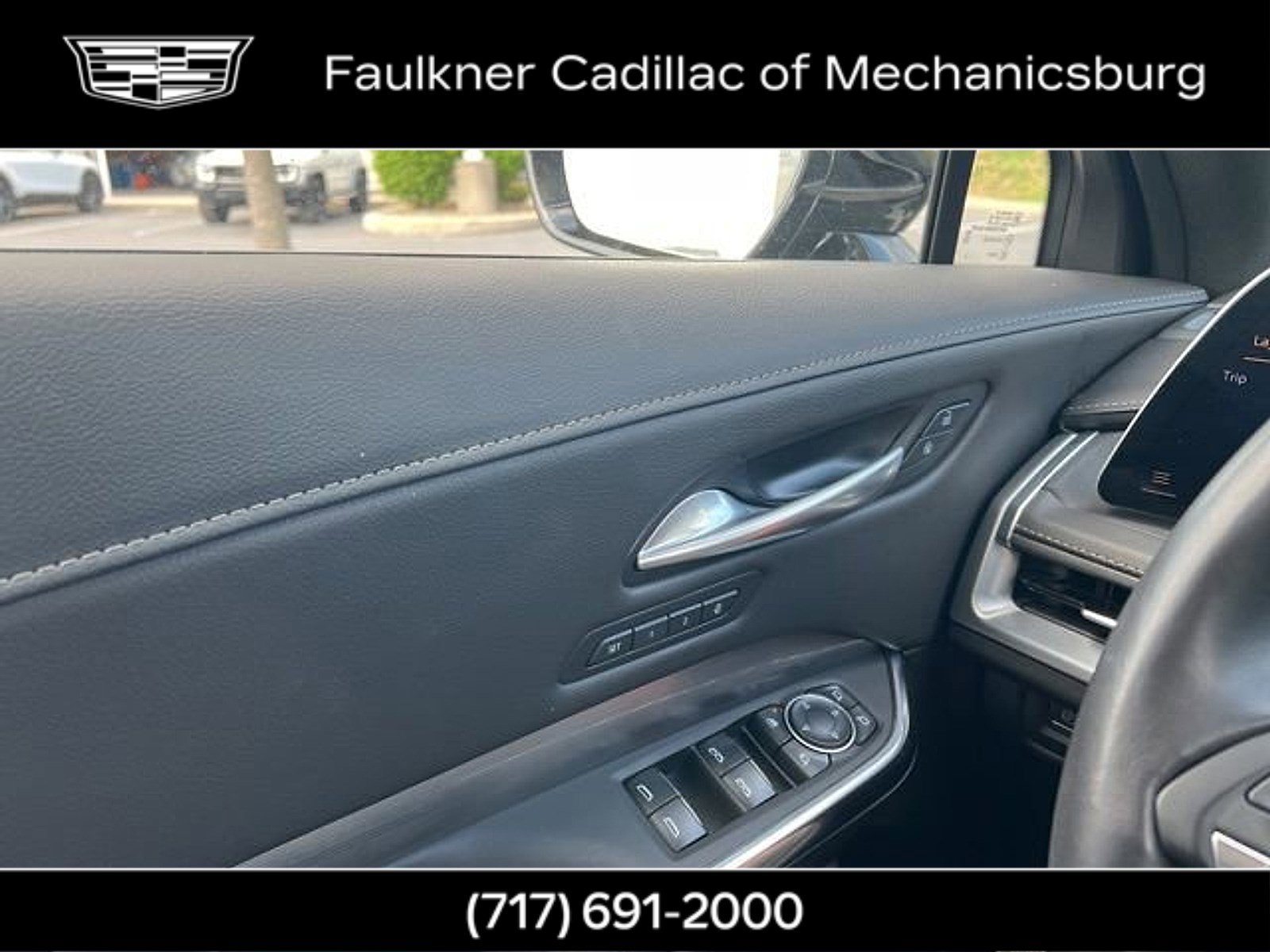 Used 2025 Cadillac XT4 Premium Luxury image 49