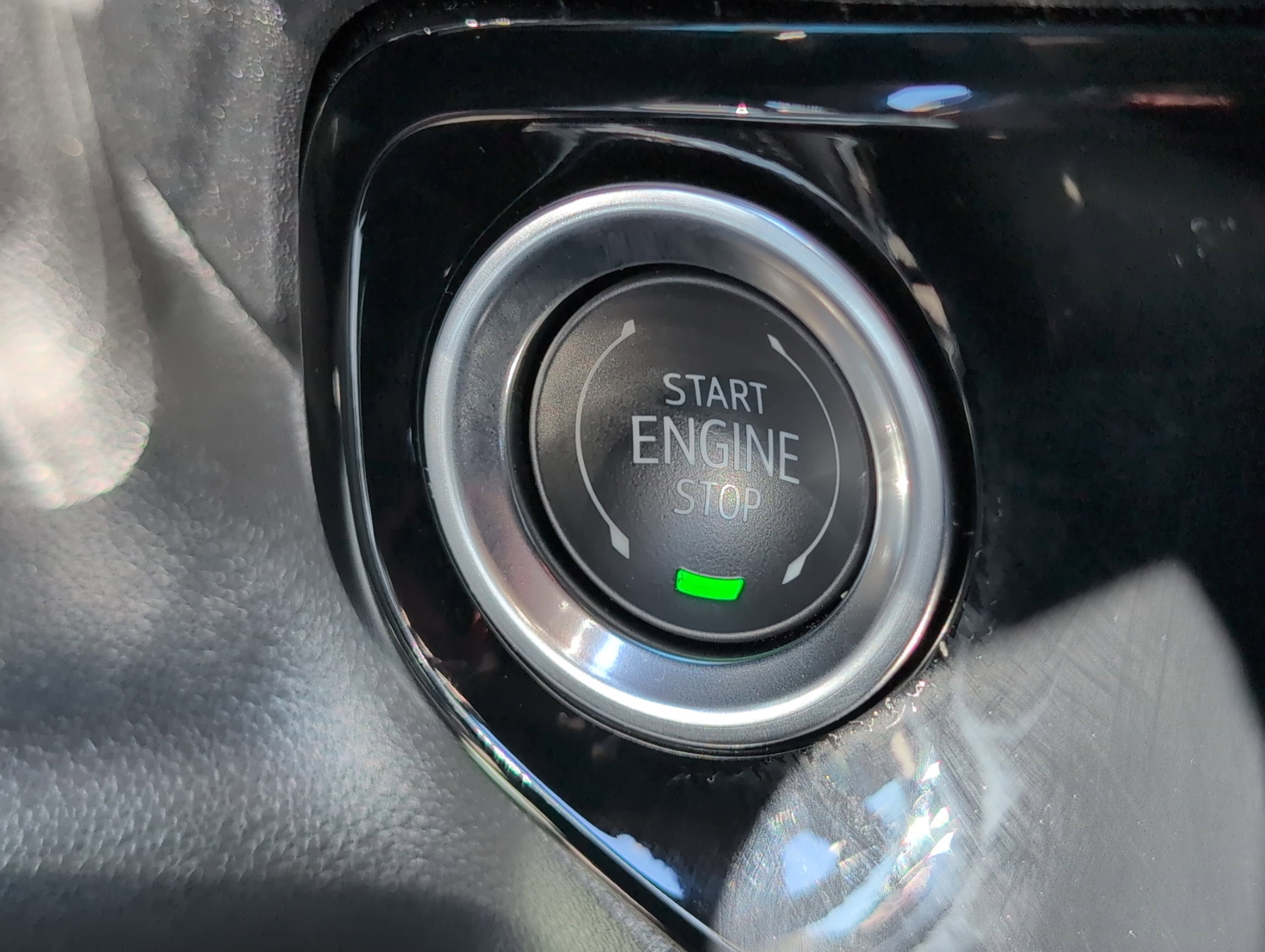 Used 2025 Chevrolet Silverado 1500 LTZ w/ Z71 Off-Road Package image 19