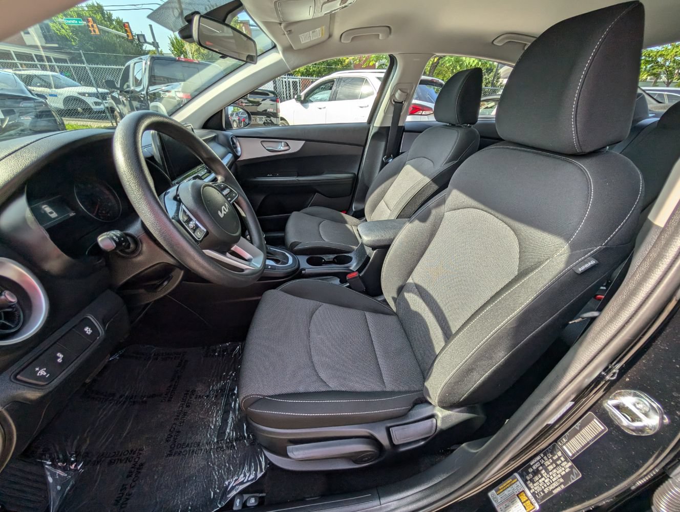 Used 2024 Kia Forte LXS w/ LXS Technology Package FWD image 15