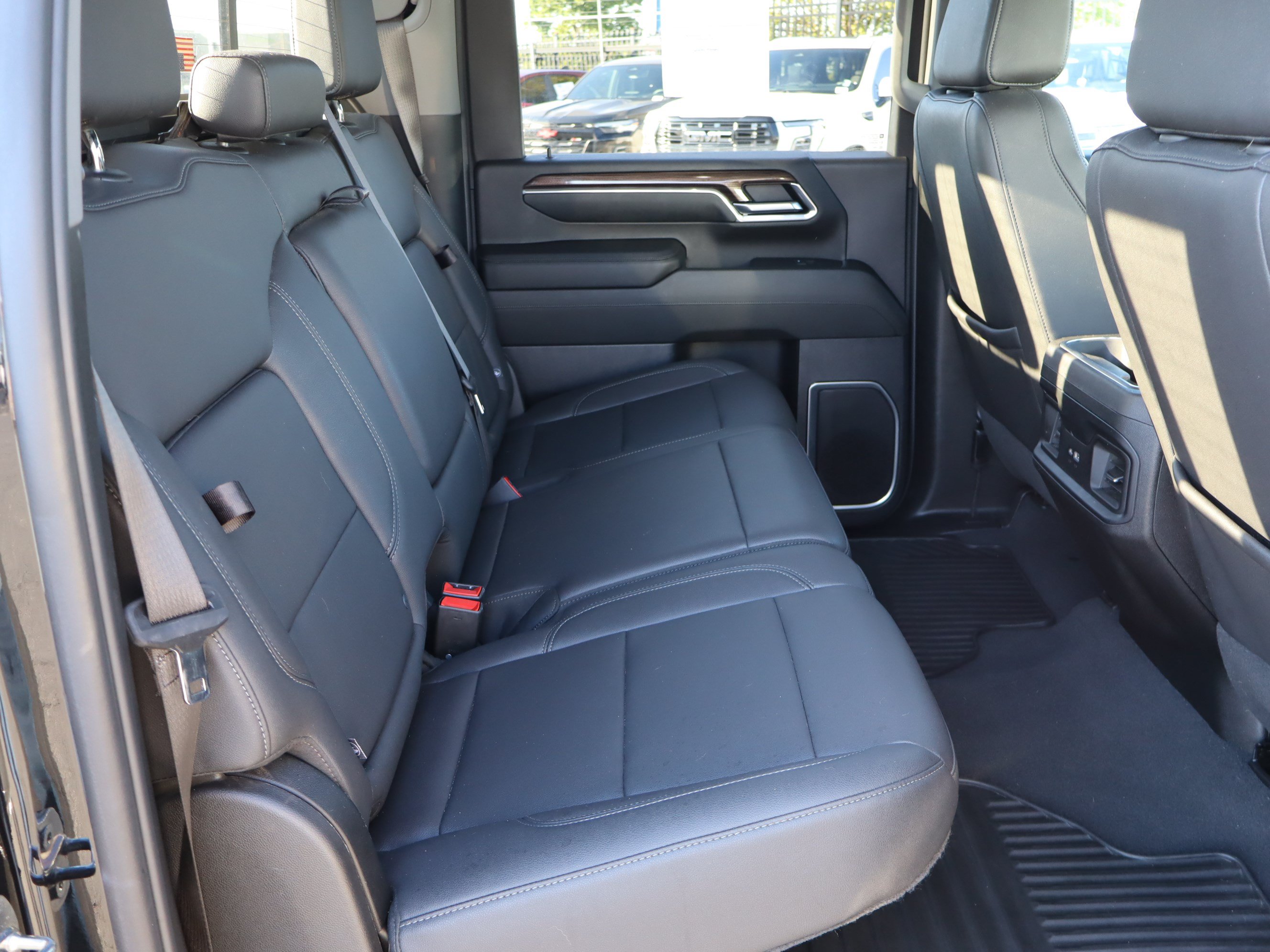 Used 2024 Chevrolet Silverado 2500 LT w/ All Star Edition AWD/4WD image 35