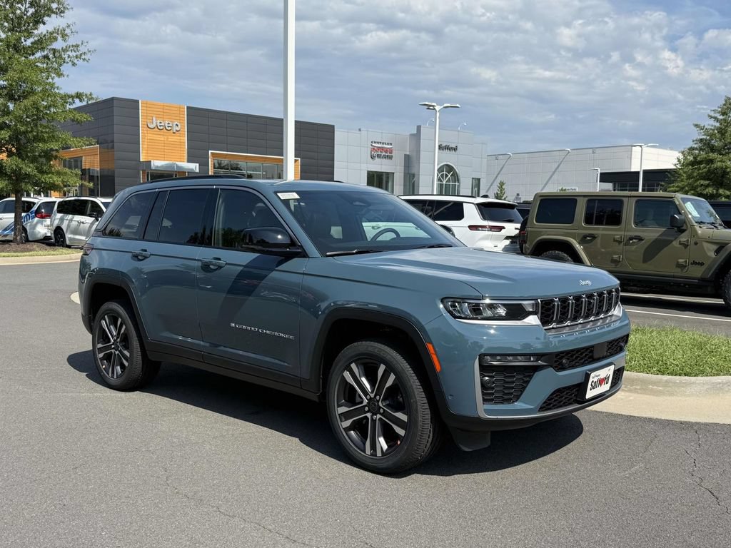 New 2027 Jeep Grand Cherokee Limited AWD/4WD image 10