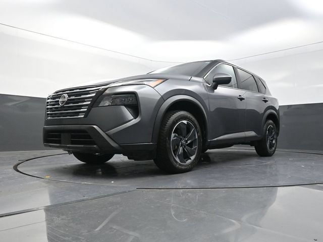 Used 2024 Nissan Rogue SV FWD image 33