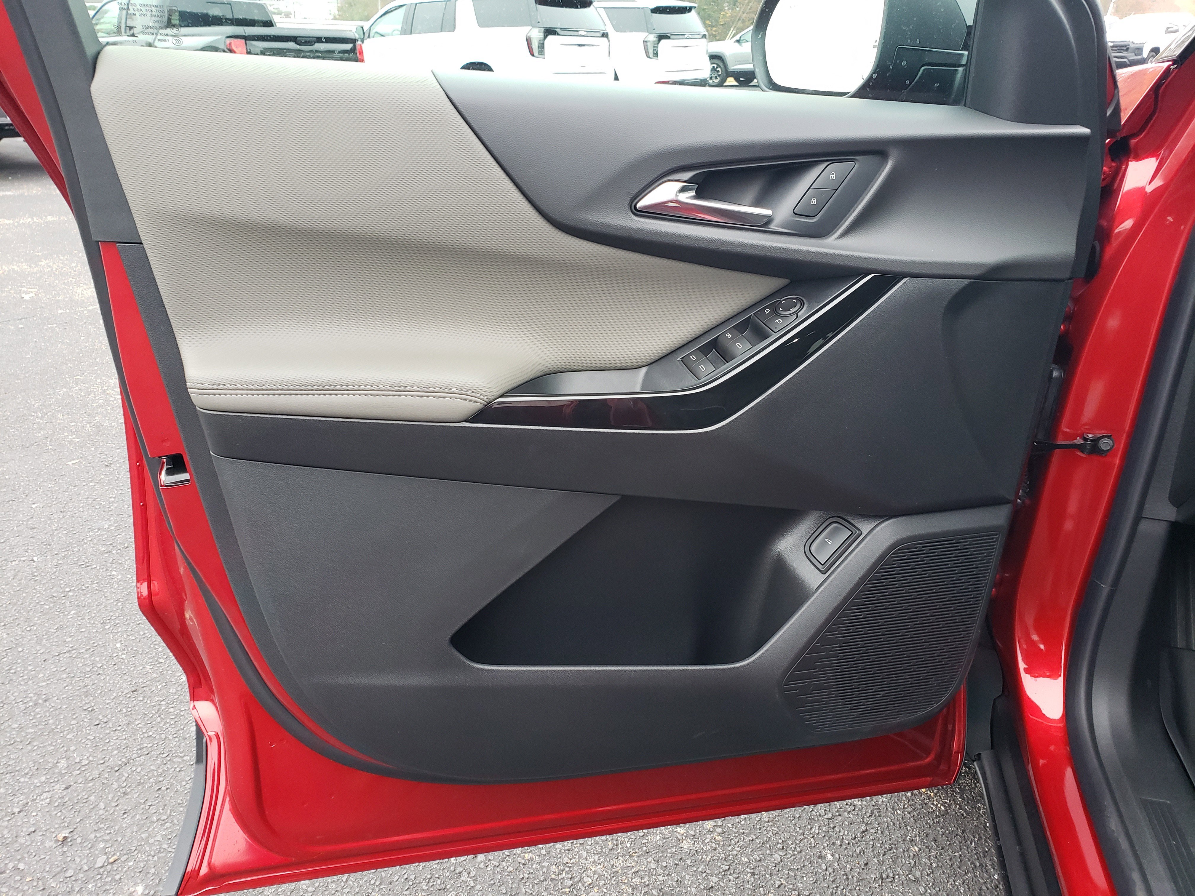 New 2026 Chevrolet Equinox LT image 13