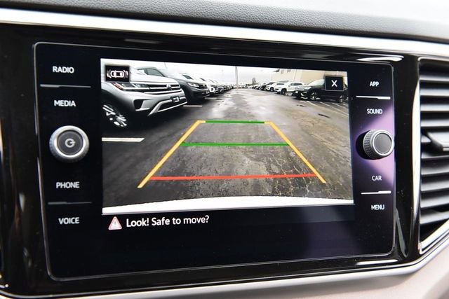 Certified 2022 Volkswagen Atlas SE w/ Panoramic Sunroof Package image 13