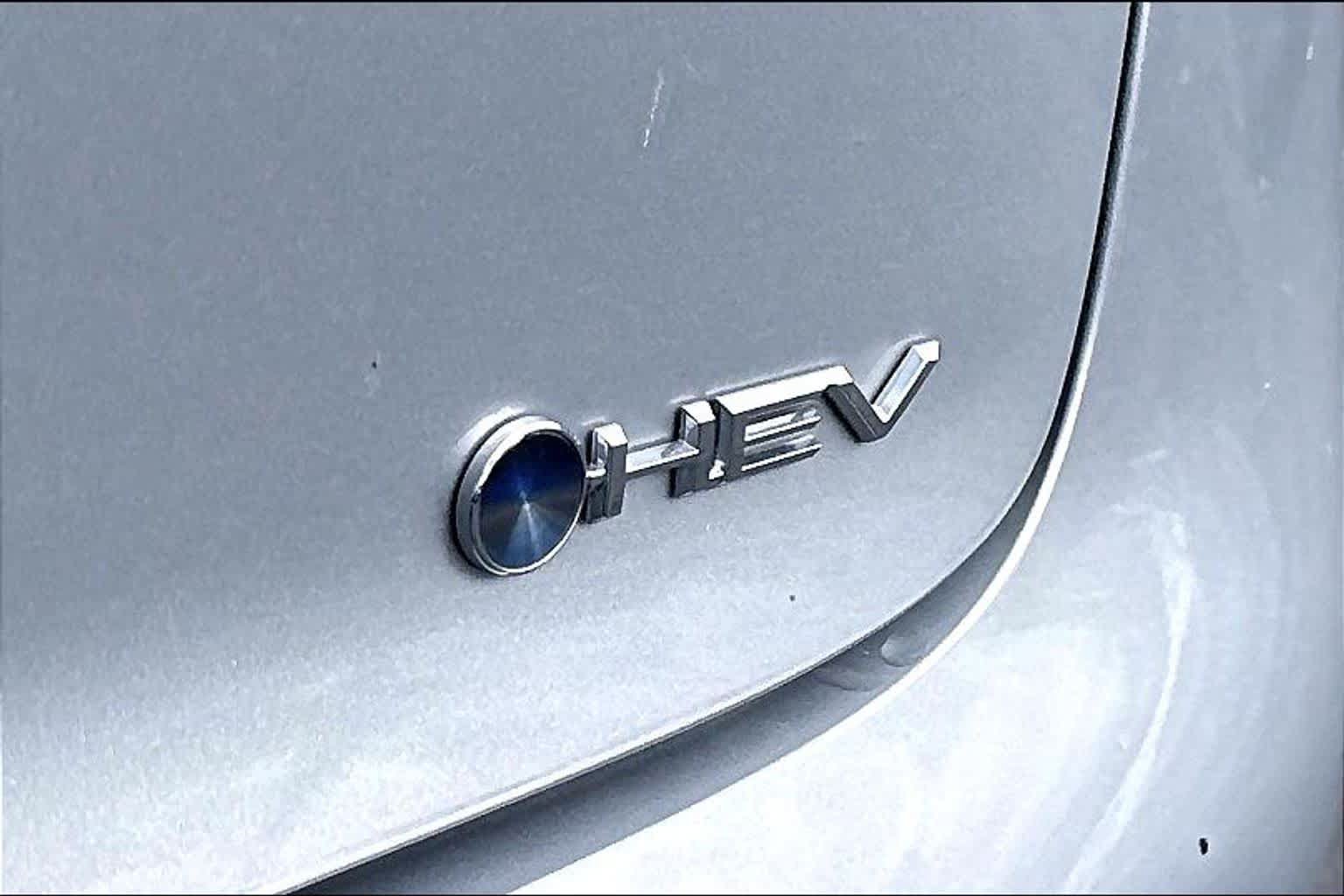 Certified 2024 Toyota Prius XLE FWD image 9