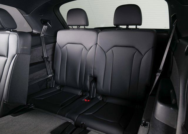 Certified 2025 Audi Q7 2.0T Premium Plus w/ Premium Plus Package image 24