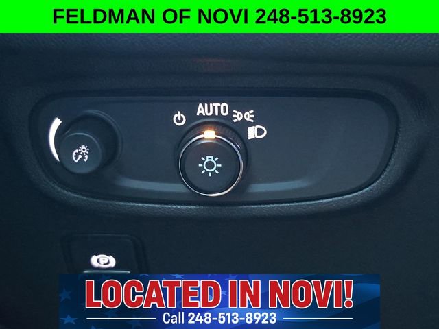 Used 2022 GMC Terrain SLE w/ Driver Convenience Package image 15