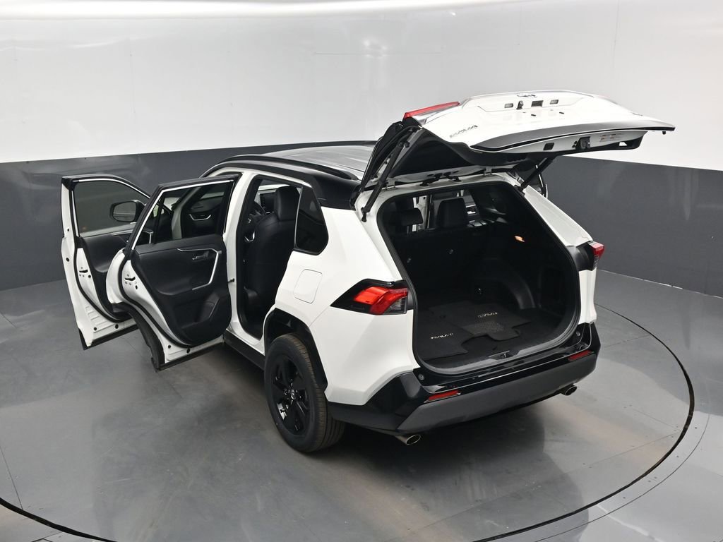 Used 2019 Toyota RAV4 XSE w/ XSE Weather Package image 30