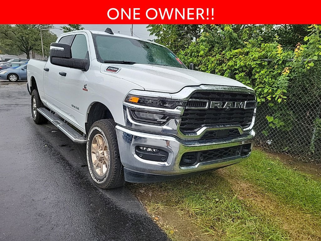 Used 2025 RAM 2500 Big Horn AWD/4WD image 3