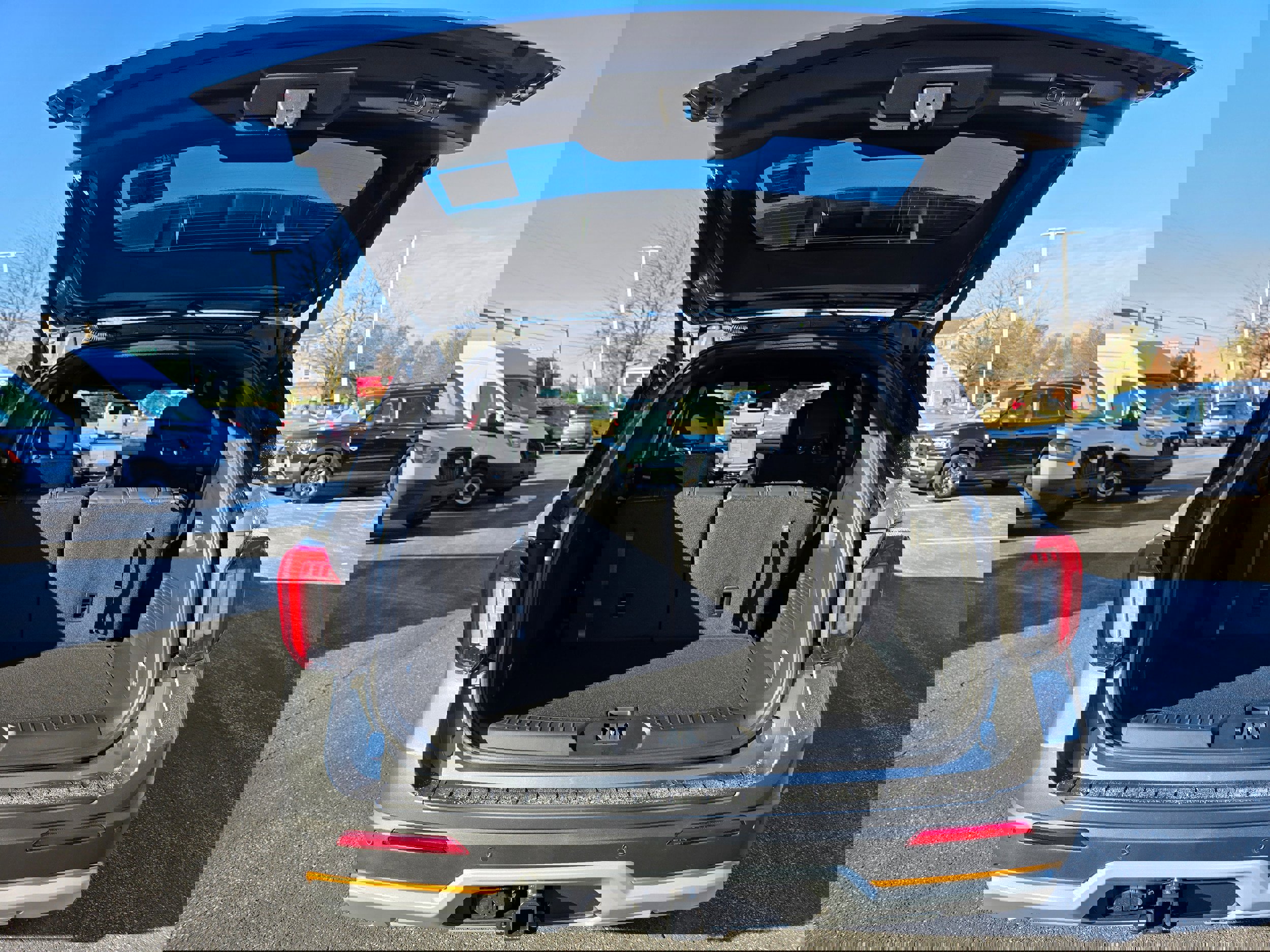 New 2026 Ford Explorer Tremor image 9