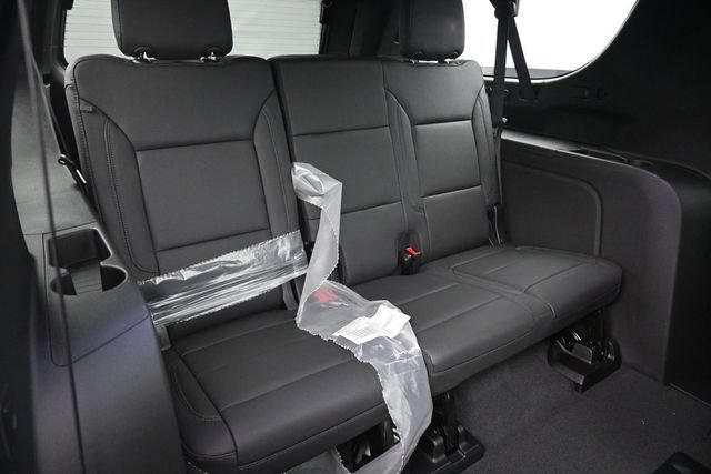 New 2026 Chevrolet Suburban LT w/ Comfort Package AWD/4WD image 28