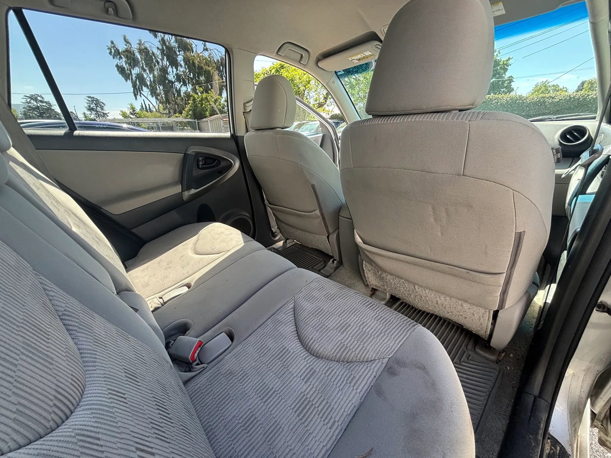 Used 2011 Toyota RAV4 4WD w/ Base L4 Extra Value Pkg image 49