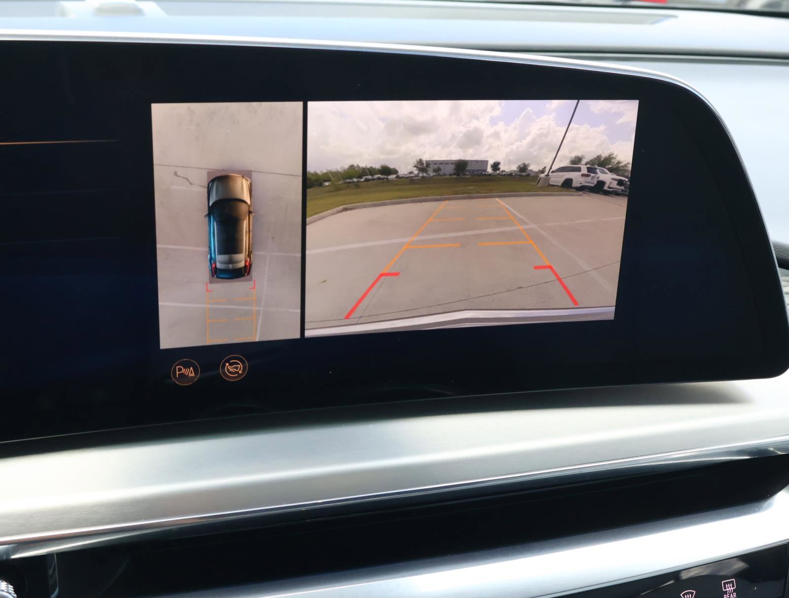 Certified 2023 Cadillac Lyriq 2WD image 33