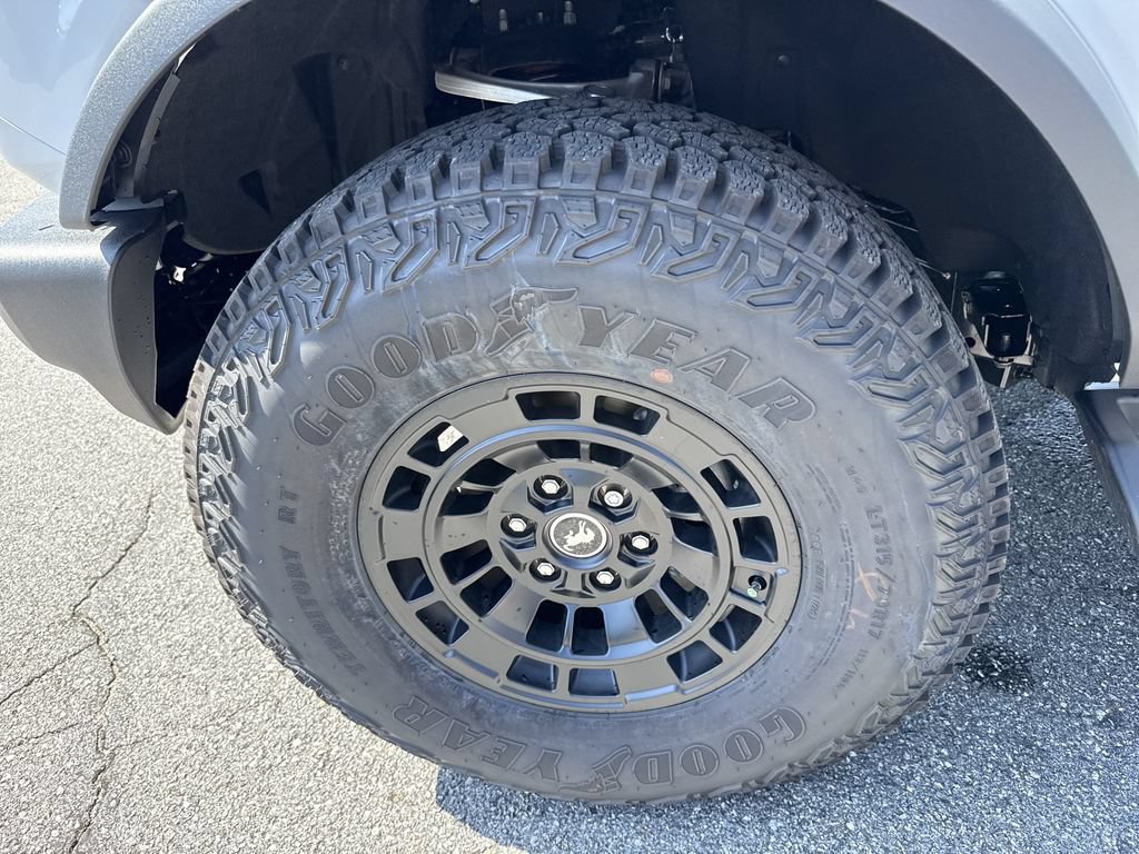 New 2026 Ford Bronco Outer Banks w/ Sasquatch Package AWD/4WD image 10