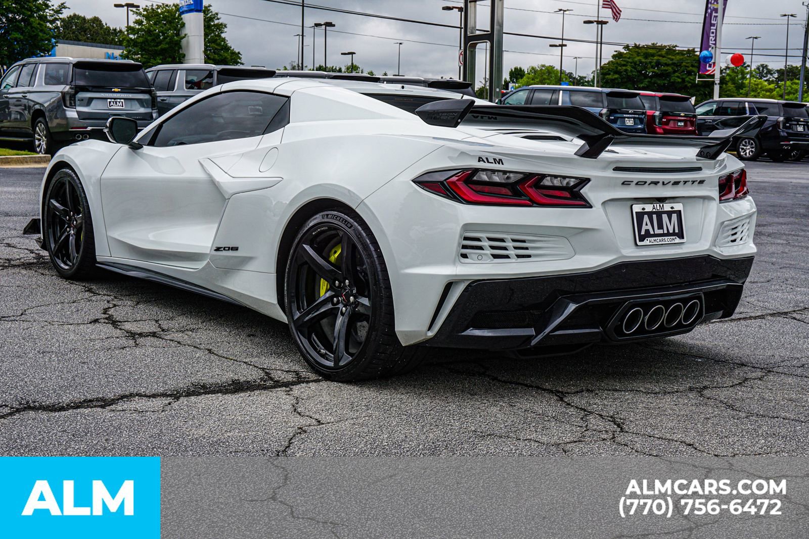 Used 2024 Chevrolet Corvette Z06 w/ Z07 Performance Package RWD image 8