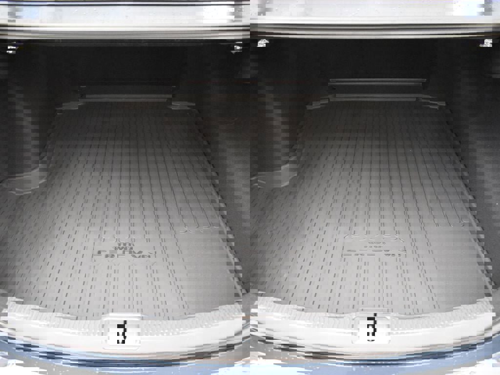 New 2026 Toyota Crown Platinum image 35