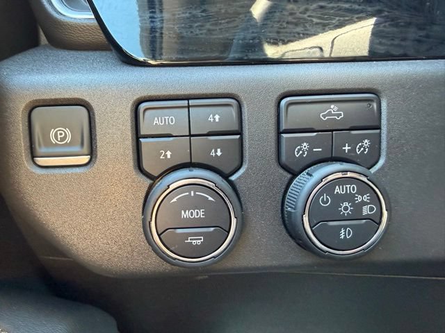 Used 2025 Chevrolet Silverado 1500 RST AWD/4WD image 23