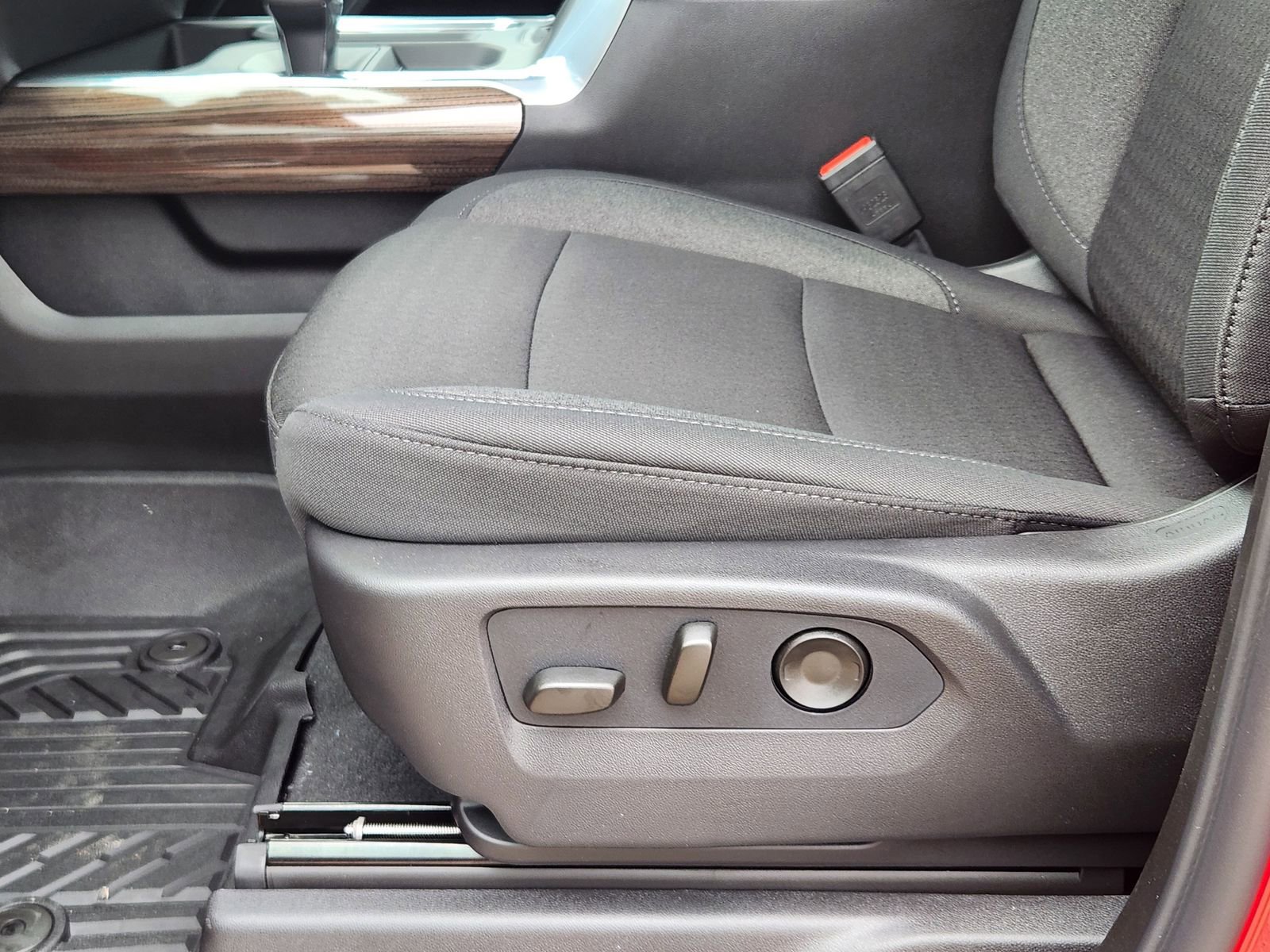 New 2026 Chevrolet Silverado 1500 LT w/ Texas Edition Plus image 21