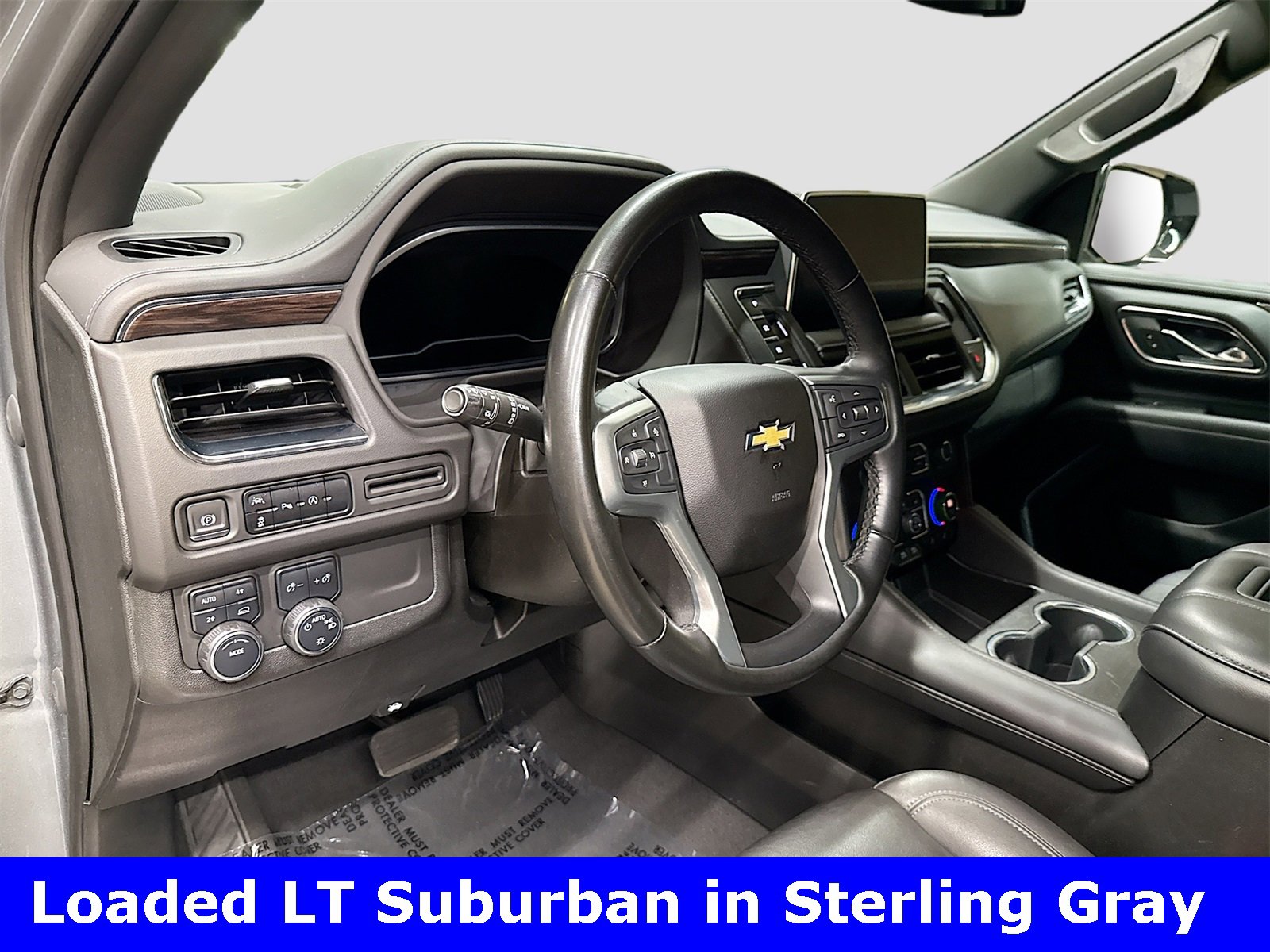 Used 2023 Chevrolet Suburban LT image 9