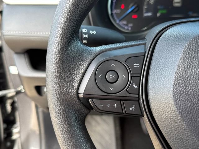 Used 2025 Toyota RAV4 LE image 16