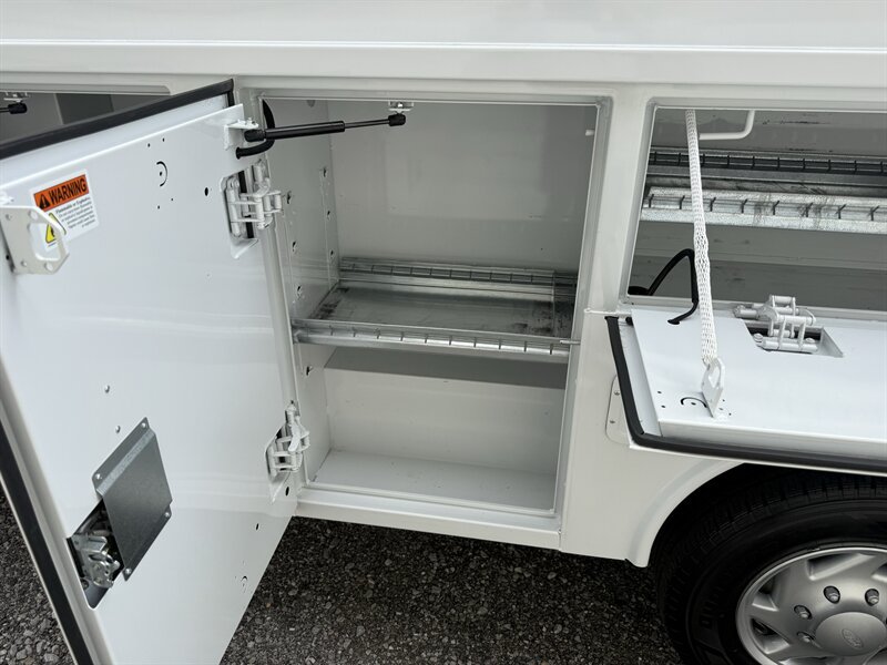 Used 2023 Ford E-350 and Econoline 350 Super Duty w/ Power Windows & Locks Group RWD image 32