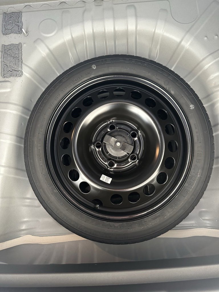 New 2025 Chevrolet Trax LT w/ Driver Confidence Package image 18