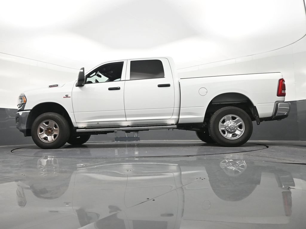 Used 2024 RAM 2500 Tradesman w/ Chrome Appearance Group AWD/4WD image 25