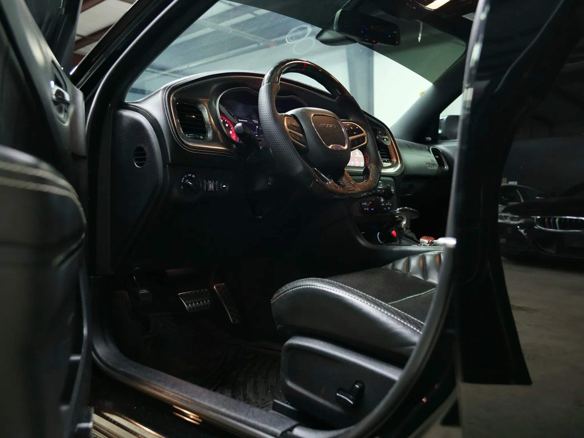 Used 2019 Dodge Charger SRT Hellcat w/ Navigation & Travel Group image 23