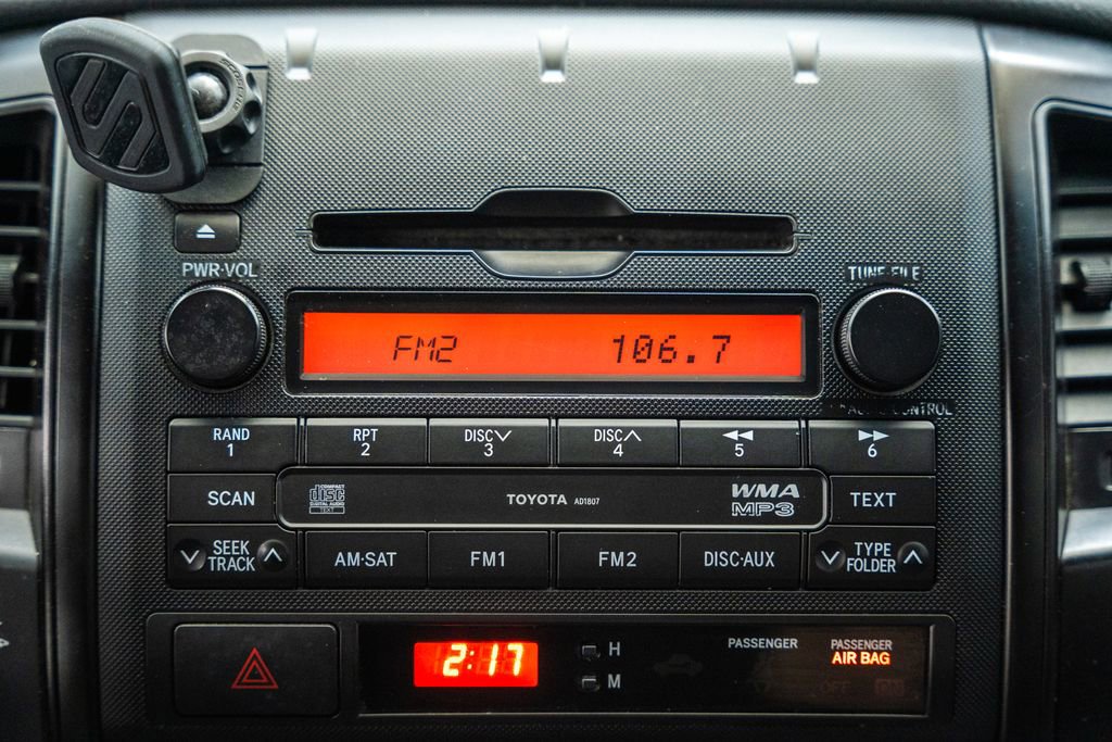 Used 2011 Toyota Tacoma 4x4 Regular Cab image 21