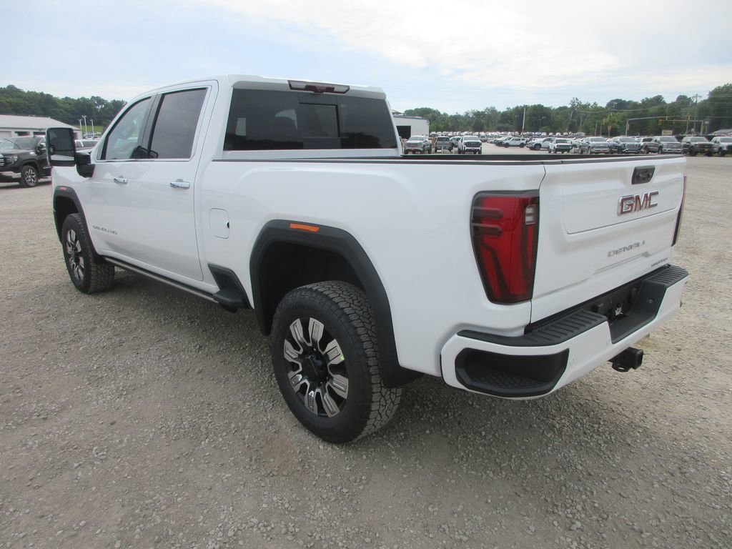 New 2026 GMC Sierra 2500 Denali w/ Denali Reserve Package AWD/4WD image 7