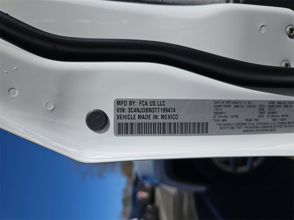 New 2026 Jeep Compass Latitude image 37