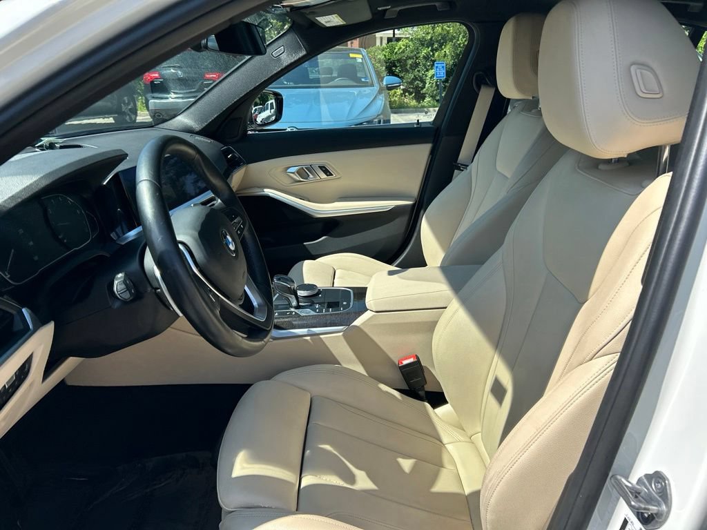 Used 2021 BMW 330i xDrive Sedan w/ Driving Assistance Package AWD/4WD image 18