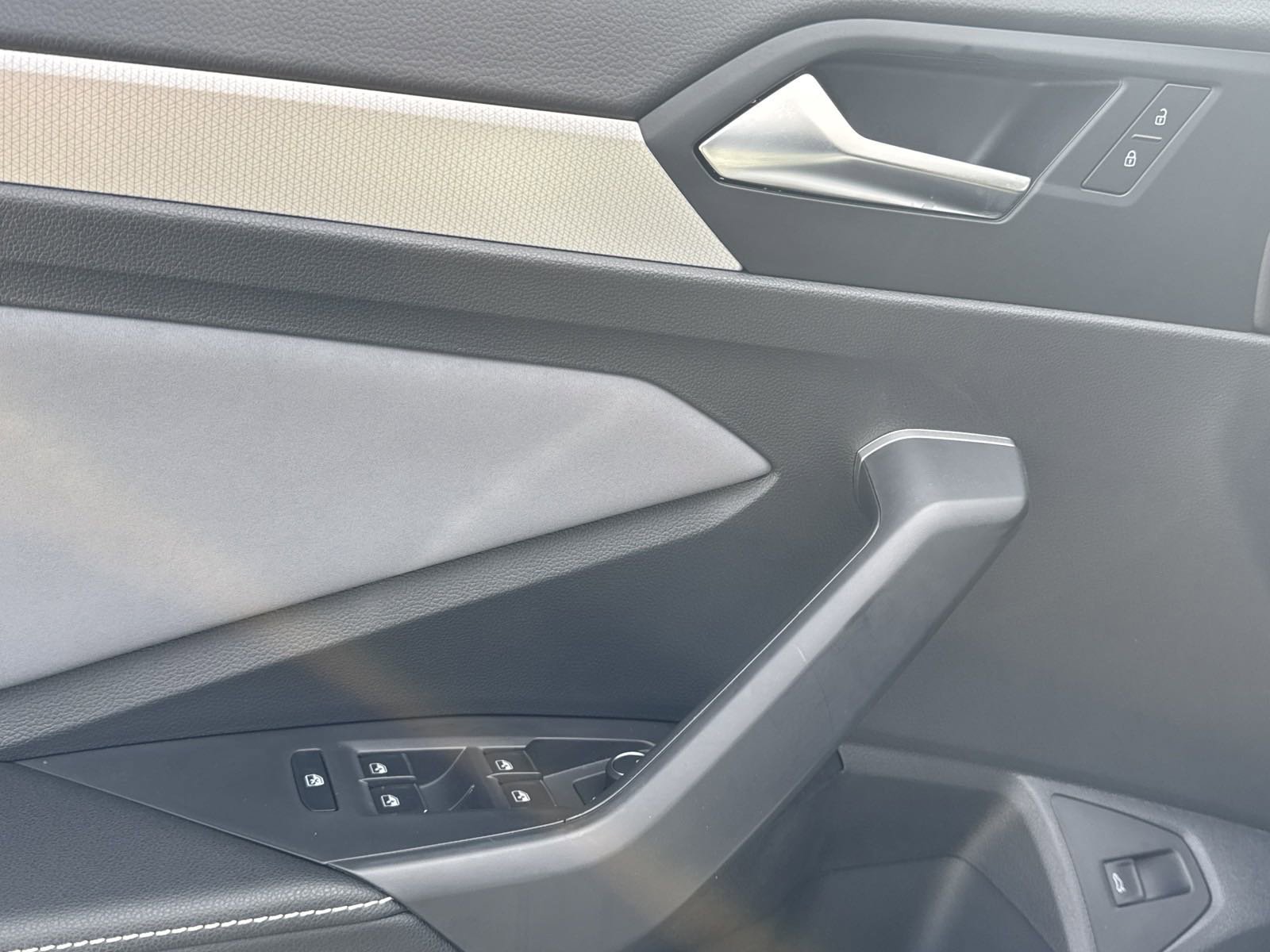 New 2026 Volkswagen Jetta SE FWD image 6